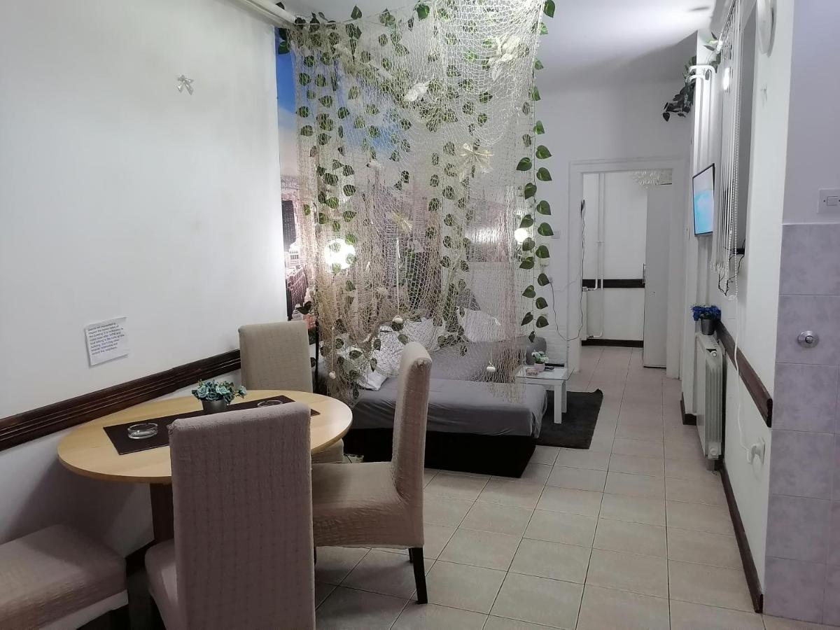 Low Cost Apartment Белград Екстер'єр фото